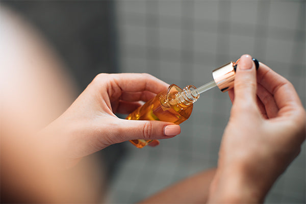 Does Serum Reduce Skin Redness? Science-Backed Evidence and How to Use It