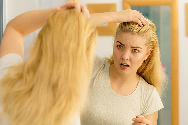 How to Control Hair Fall Due to an Oily Scalp