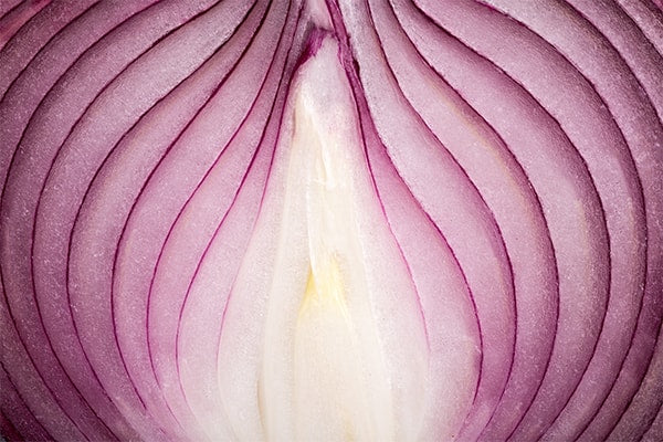 Is Onion Juice Suitable for Low-Porosity Hair?