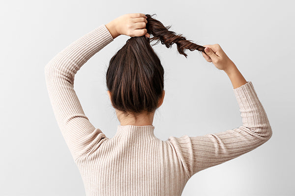 Natural Ways to Wash Your Hair Without Shampoo