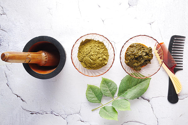 5 Best Ways to Prepare Henna for Different Hair Concerns