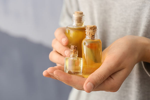 Which Oil Is Best in Winter for Hair and Skin?