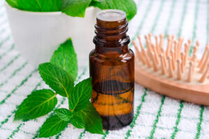 peppermint oil for hair: benefits and how to use it